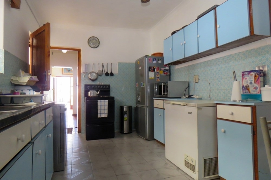 To Let 3 Bedroom Property for Rent in Woodstock Western Cape